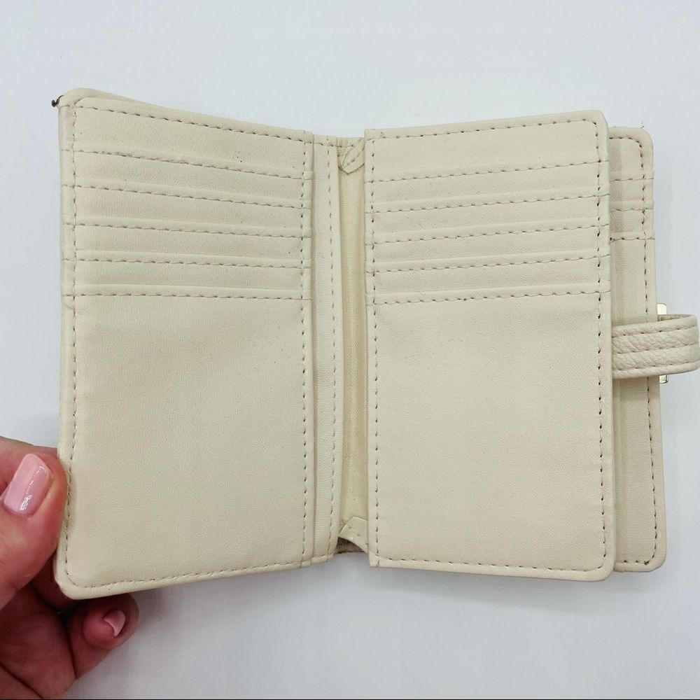 Safekeeper Weaved Design Wallet  - Picture 6 of 7
